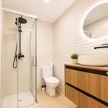 Blue Peak Apartment: Diseno Junto Al Mar *